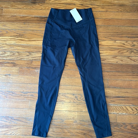 Halara size M NWT! Full length - Picture 3 of 4